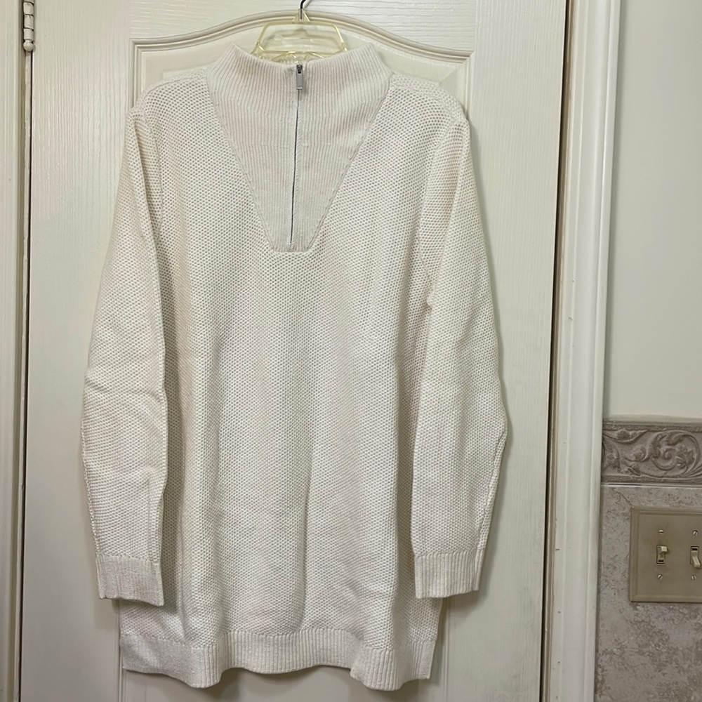 Lands End , ivory tunic sweater, size xl New